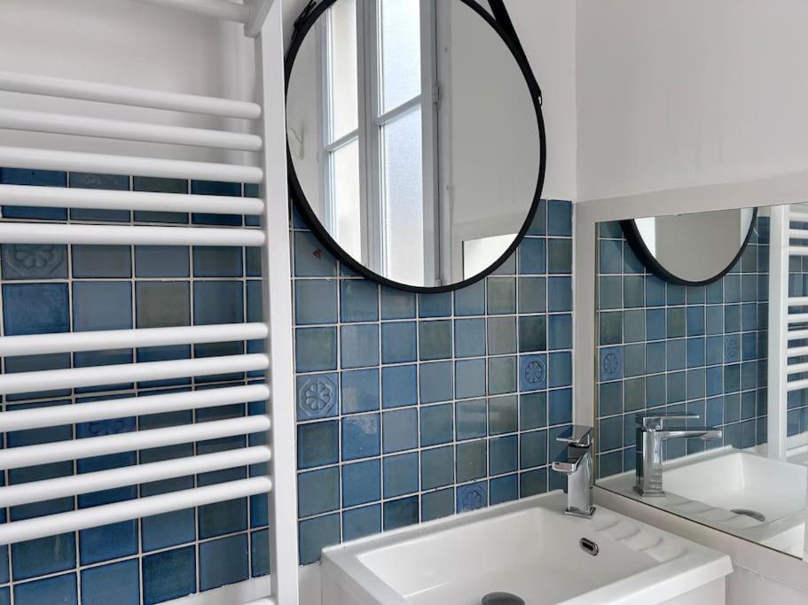 Appartement Elegant Eiffel Tower View Flat Parijs